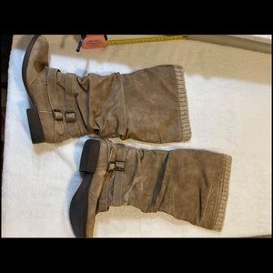 Brown faux leather boots with trim